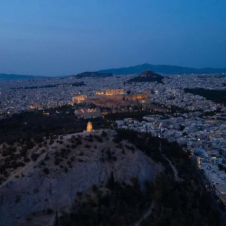Spacious 2-bdrm At Filopappou Hill In Koukaki! Athens