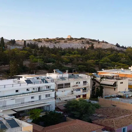 Apartment Spacious 2-bdrm At Filopappou Hill In Koukaki! Athens