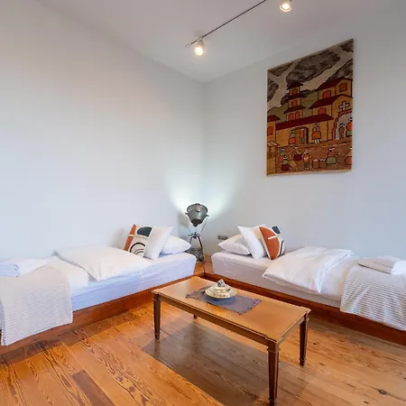 Spacious 2-bdrm At Filopappou Hill In Koukaki! Apartment