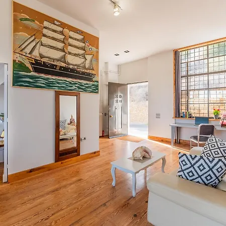 Spacious 2-bdrm At Filopappou Hill In Koukaki! * Athens