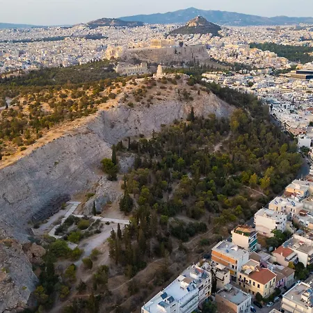 Spacious 2-bdrm At Filopappou Hill In Koukaki! * Athens