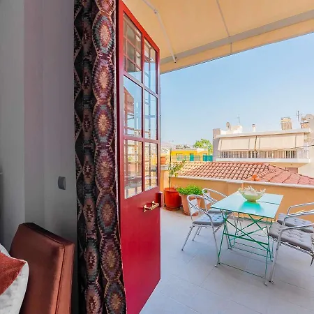 Apartment Spacious 2-bdrm At Filopappou Hill In Koukaki! *